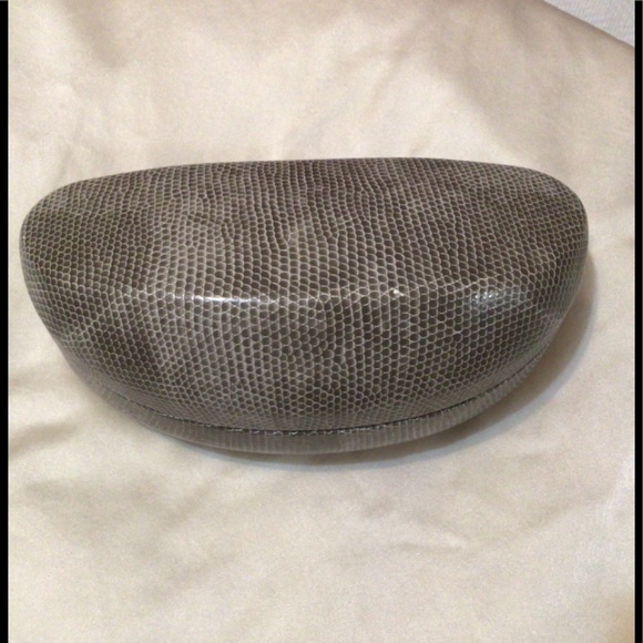 2 Eyeglass Cases - Picture 7 of 8